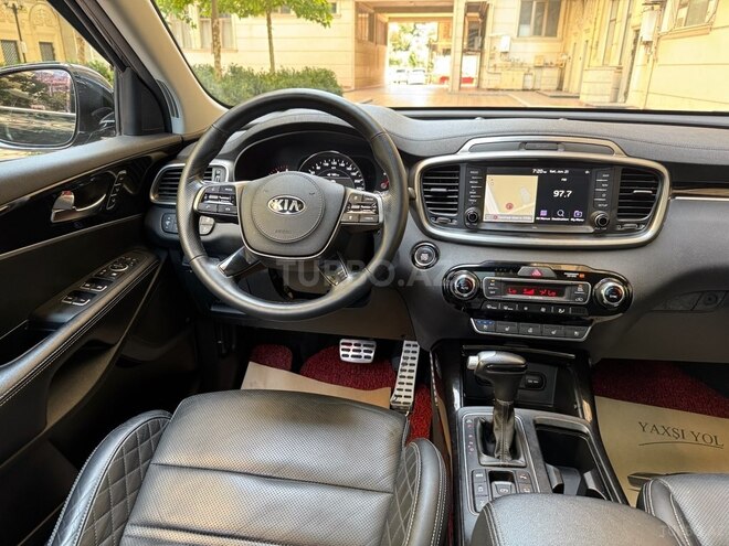 Kia Sorento-14