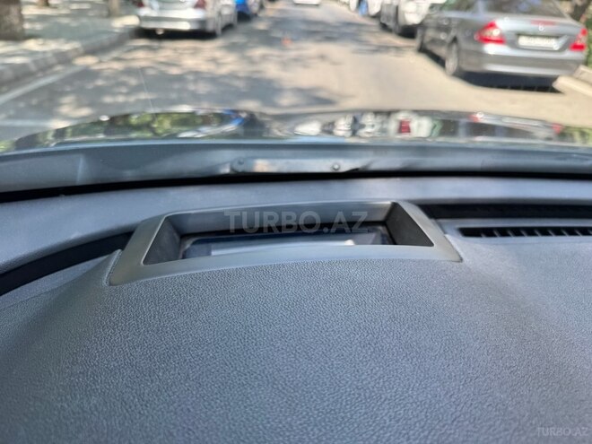 Kia Sorento-19