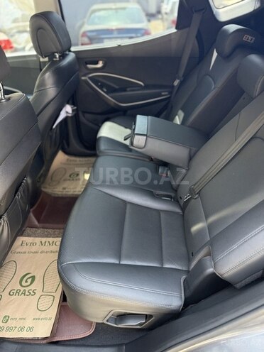 Hyundai Santa Fe-8