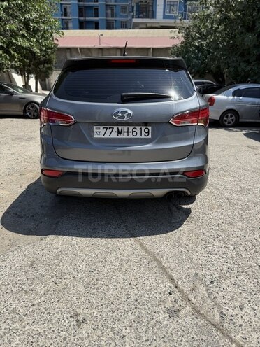Hyundai Santa Fe-5
