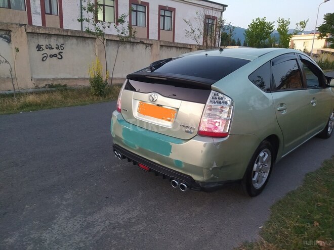Toyota Prius 2008, 300,000 km - 1.5 l - Zaqatala