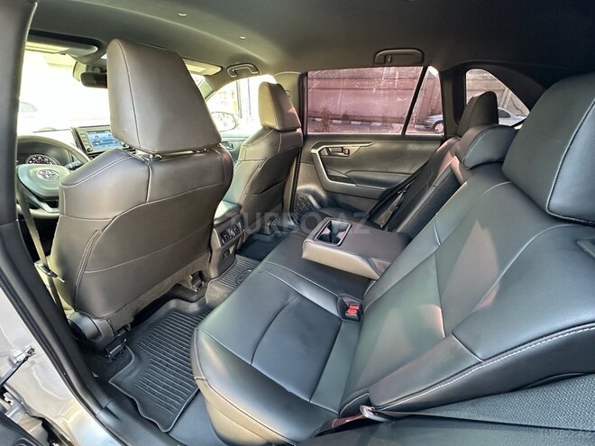 Toyota RAV4 2021, 233,794 km - 2.5 l - Bakı