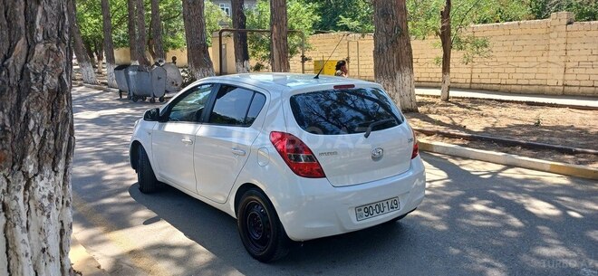 Hyundai i20 2011, 250,446 km - 1.4 l - Sumqayıt