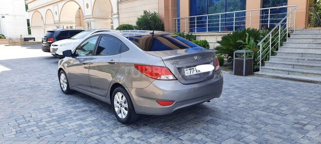 Hyundai Accent 2017, 100,000 km - 1.6 l - Bakı