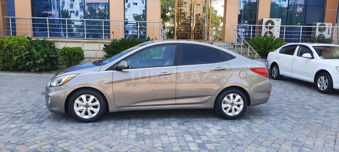 Hyundai Accent 2017, 100,000 km - 1.6 l - Bakı