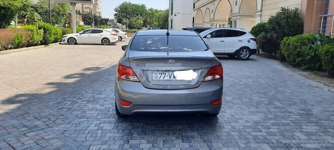 Hyundai Accent 2017, 100,000 km - 1.6 l - Bakı
