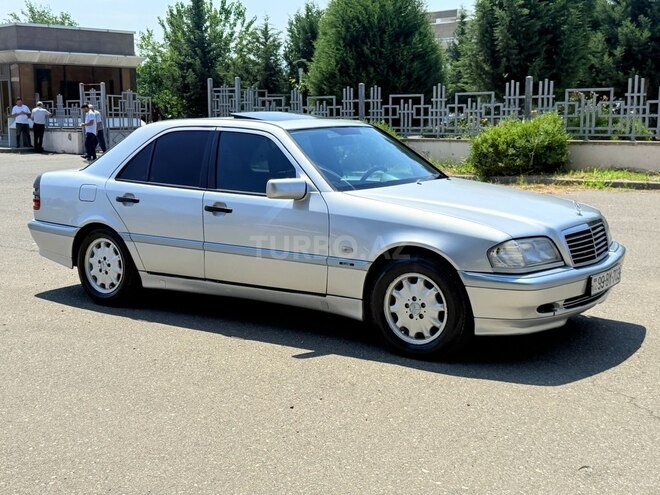 Mercedes C 220 d 1999, 287,690 km - 2.2 l - Bakı