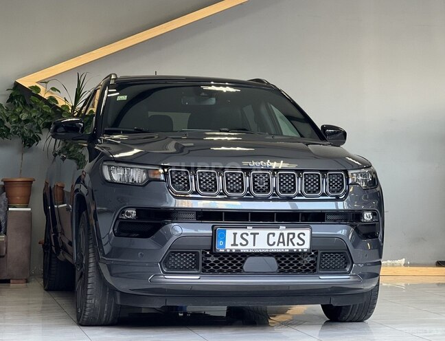 Jeep Compass-1