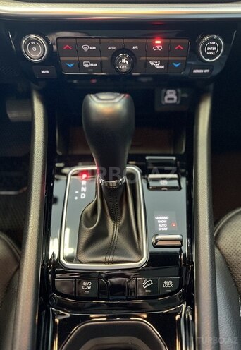 Jeep Compass-17