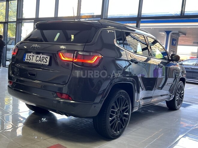Jeep Compass-8
