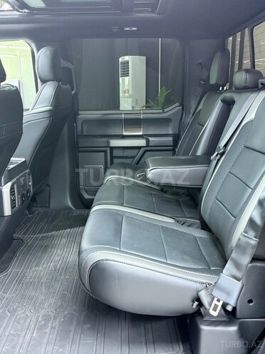 Ford F-150-18