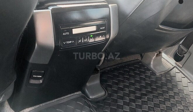 Toyota Land Cruiser Prado 2009, 191,000 km - 2.7 л - Bakı