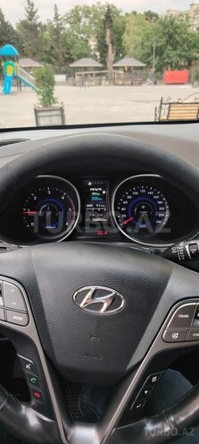 Hyundai Santa Fe-10