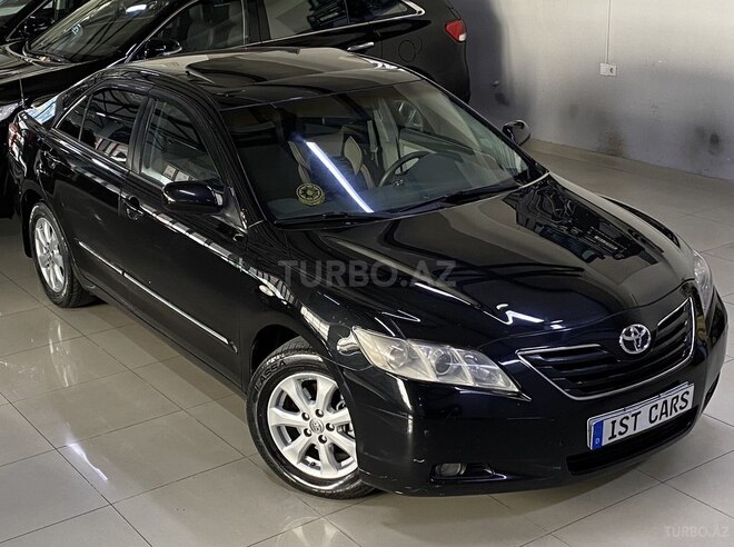Toyota Camry-6