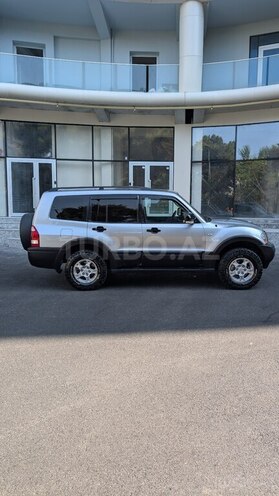 Mitsubishi Pajero 2005, 343,000 km - 2.8 l - Bakı