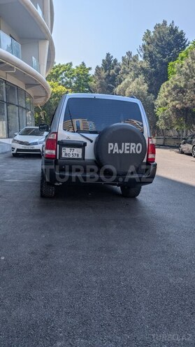 Mitsubishi Pajero 2005, 343,000 km - 2.8 l - Bakı