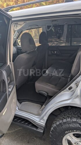 Mitsubishi Pajero 2005, 343,000 km - 2.8 l - Bakı