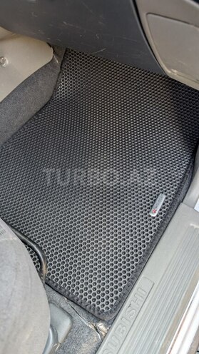 Mitsubishi Pajero 2005, 343,000 km - 2.8 l - Bakı