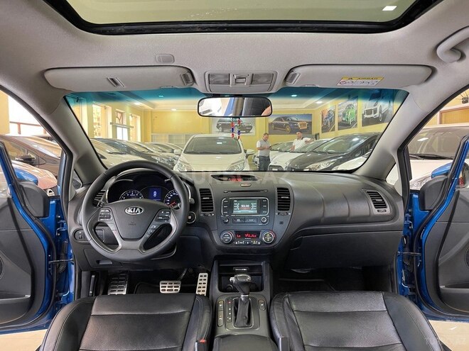 Kia Cerato-12