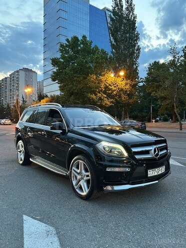 Mercedes GL 500 4MATIC 2013, 130,000 km - 4.7 л - Bakı