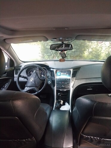 Hyundai Sonata-7