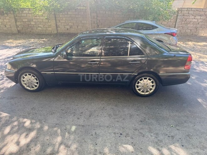 Mercedes C 220 1995, 600,000 km - 2.2 l - Bakı