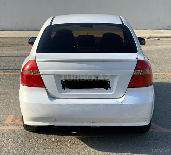 Chevrolet Aveo-8