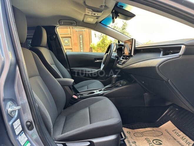 Toyota Corolla 2022, 105,212 km - 1.8 l - Bakı