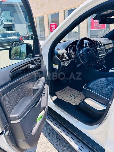 Mercedes GL 550-8