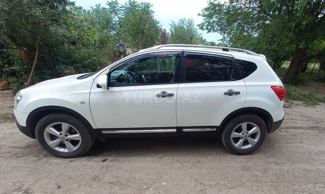 Nissan Qashqai 2009, 320,000 km - 2.0 l - Bərdə