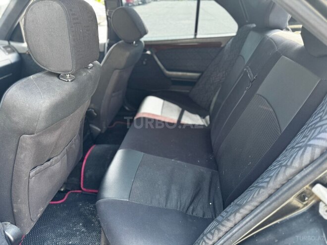 Mercedes C 220 1995, 365,000 km - 2.2 l - Bakı