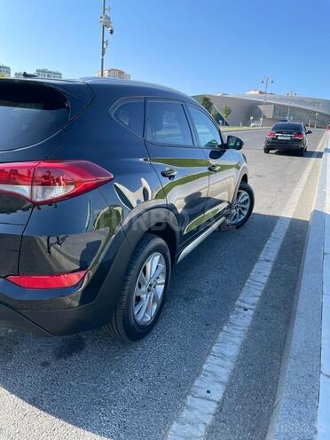 Hyundai Tucson-16