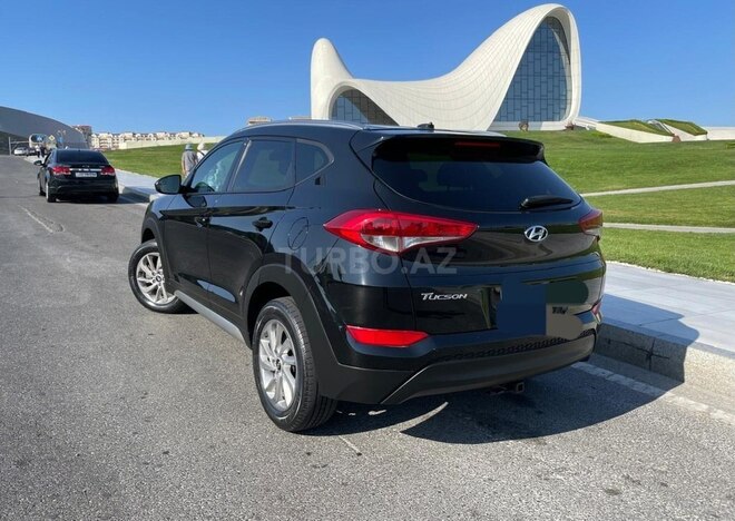 Hyundai Tucson-2