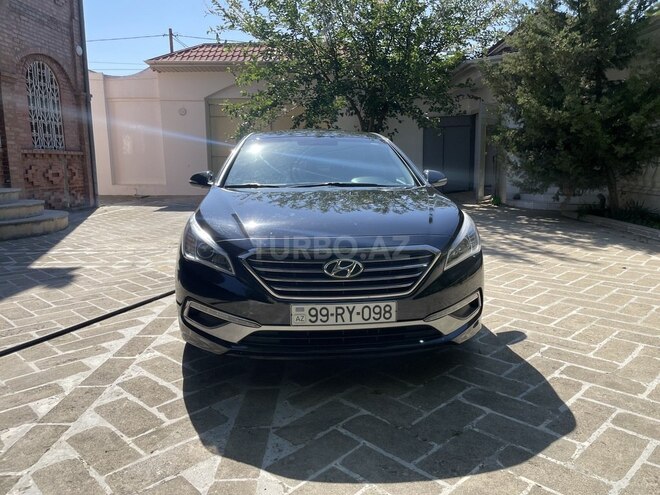 Hyundai Sonata-1