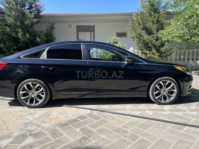 Hyundai Sonata-4