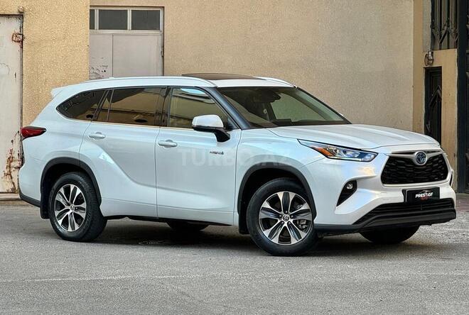 Toyota Highlander-4