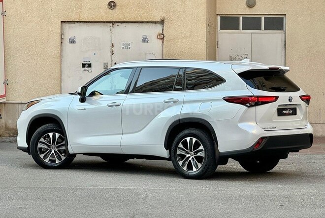 Toyota Highlander-21