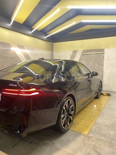 BMW i5 2023, 17,083 km - 0.0 l - Bakı
