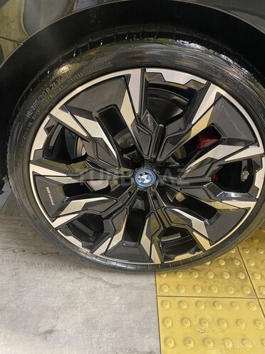 BMW i5 2023, 17,083 km - 0.0 l - Bakı