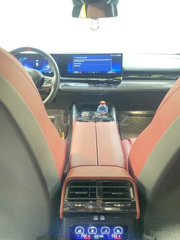 BMW i5 2023, 17,083 km - 0.0 l - Bakı