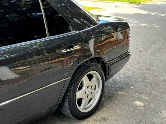 Mercedes E 200 1995, 350,000 km - 2.2 l - Bakı