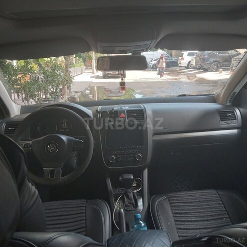 Volkswagen Jetta 2011, 200,000 km - 1.6 l - Bakı