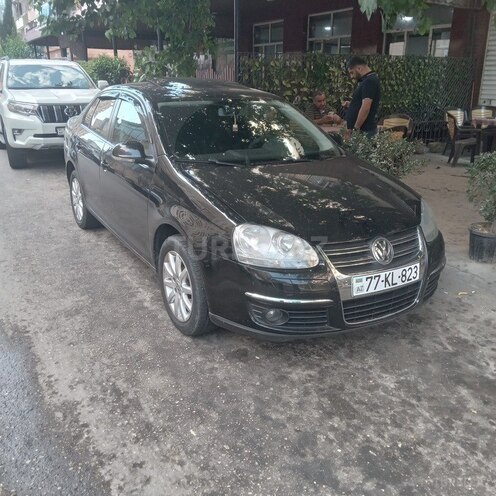 Volkswagen Jetta 2011, 200,000 km - 1.6 l - Bakı