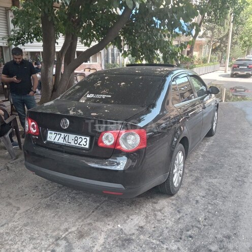 Volkswagen Jetta 2011, 200,000 km - 1.6 l - Bakı