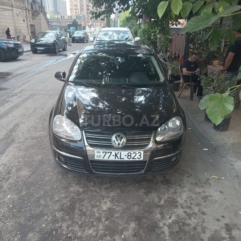 Volkswagen Jetta 2011, 200,000 km - 1.6 l - Bakı