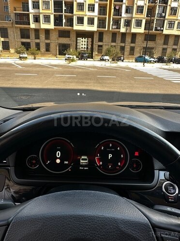 BMW 520 2014, 220,000 km - 2.0 l - Sumqayıt