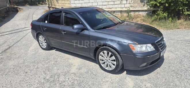 Hyundai Sonata-4