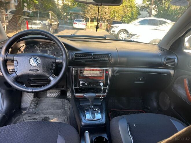 Volkswagen Passat 2002, 320,000 km - 1.8 л - Bakı