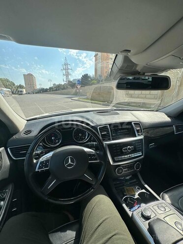 Mercedes GL 500 4MATIC 2014, 136,000 km - 4.7 л - Bakı