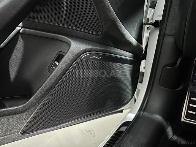 Audi A6-10